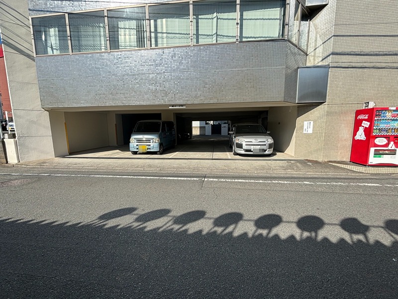 アーベイン渋谷ビル 駐車場