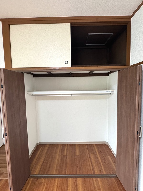 森野4丁目貸家 収納