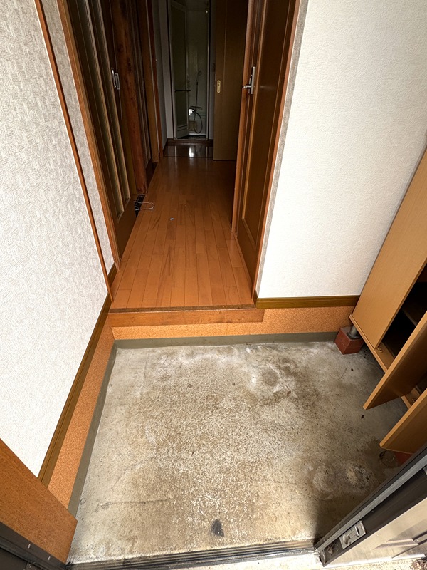 髙梨貸家 玄関