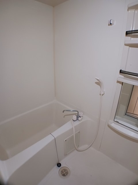 シャトー志水 風呂画像