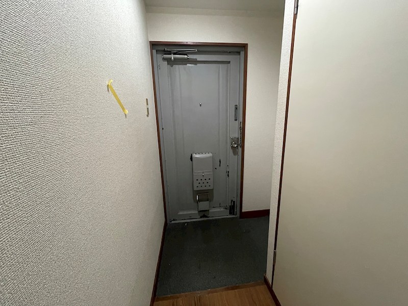 キャッスルササイ 玄関