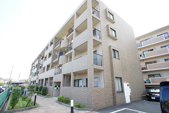 アーバンハウス鴨川 外観