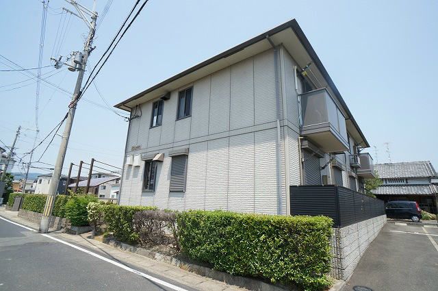 アドラブール岩井 外観