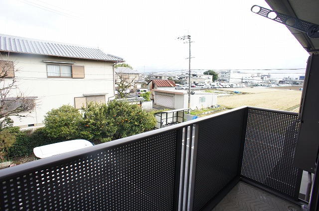 アドラブール岩井 ベランダ