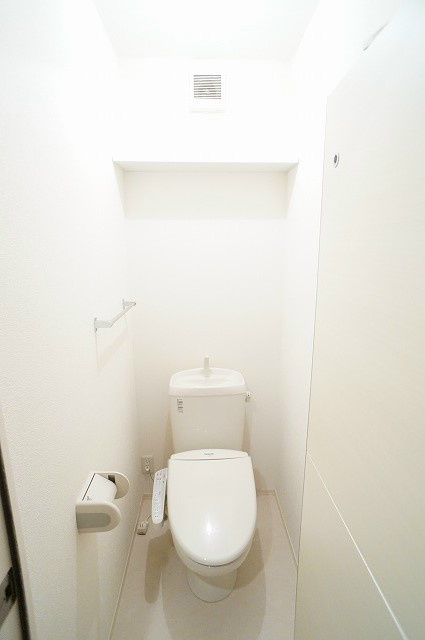 アリヴィオ清涼　A棟 トイレ