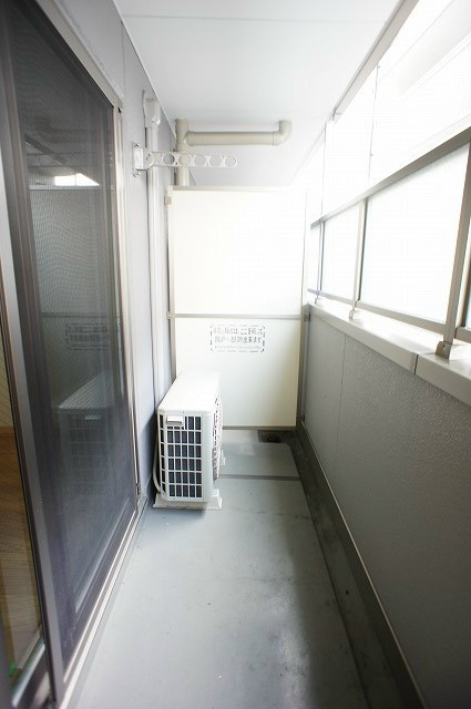 ノイブルーメ桂川 ベランダ