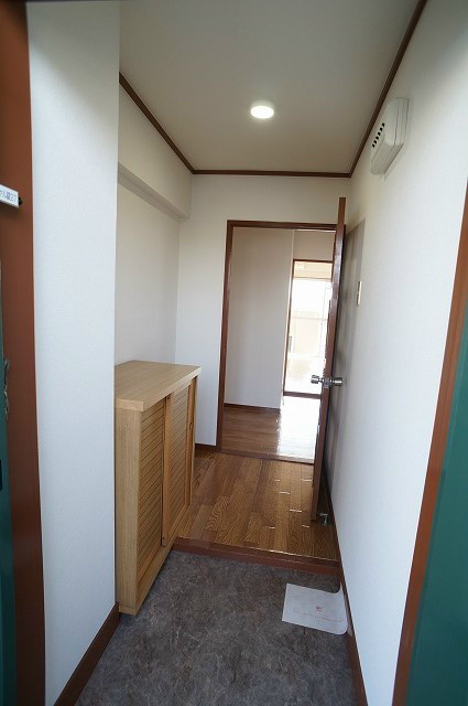 アクエルド長岡京     玄関