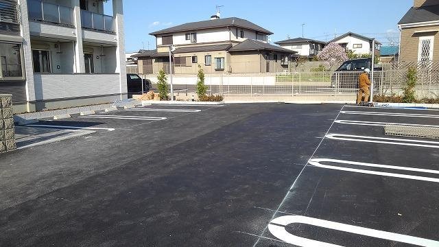 アネックス久我の杜　六番館 駐車場