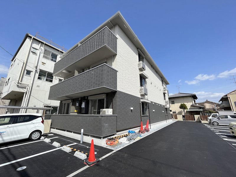 アレーズ向日町 外観