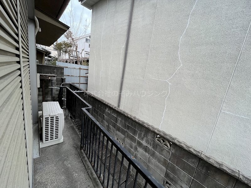 向日町南山34貸家(短期契約) ベランダ