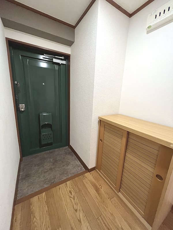 アクエルド長岡京     玄関