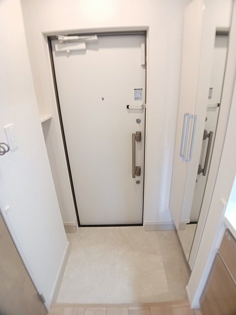 グランクレスタ　シェル 玄関