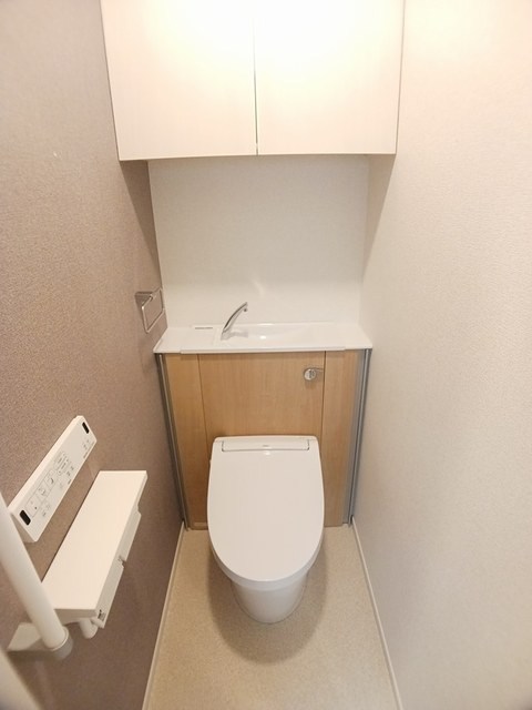 グランクレスタ　シェル トイレ
