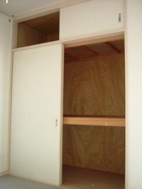 エクセレント西山 収納