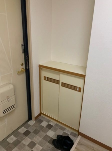 エクセレント西山 玄関