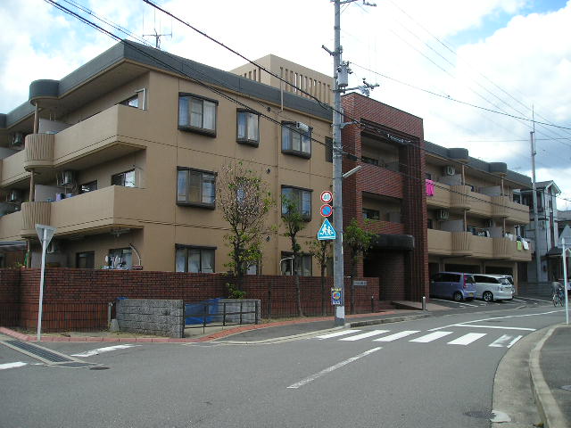 エトワール長岡京 外観