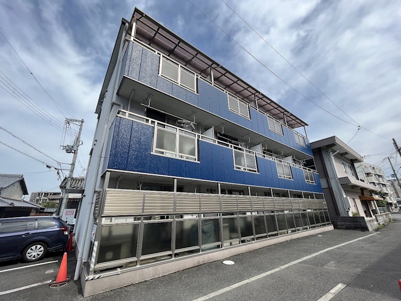 アーネストハイツC棟 外観