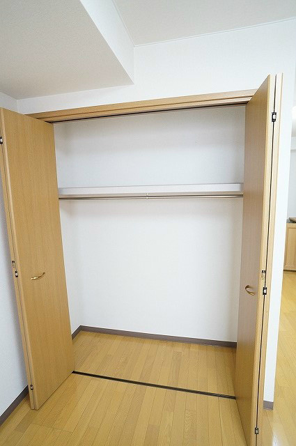 アーネストハイツC棟 収納