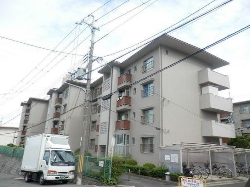 円明寺ヶ丘団地C棟405 外観
