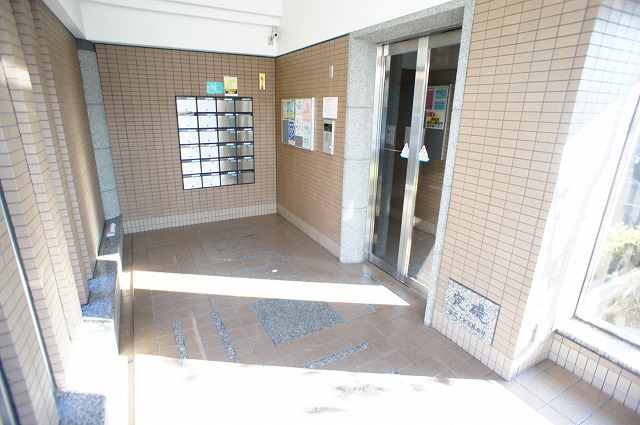 M・レヴェンテ エントランス