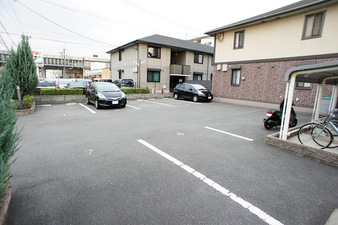 セジュールMARUTO 駐車場