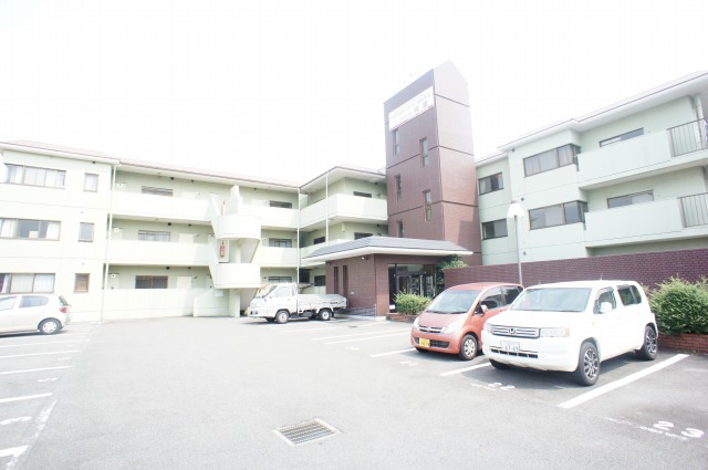ニューシャトー長岡 外観