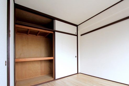 スカイビュー東土川 収納