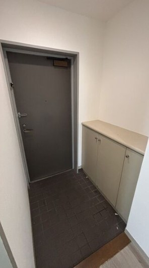 クレアジオーネ伏見 玄関