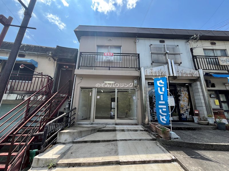 鳴滝安井殿町10ー4店舗付き住宅 外観