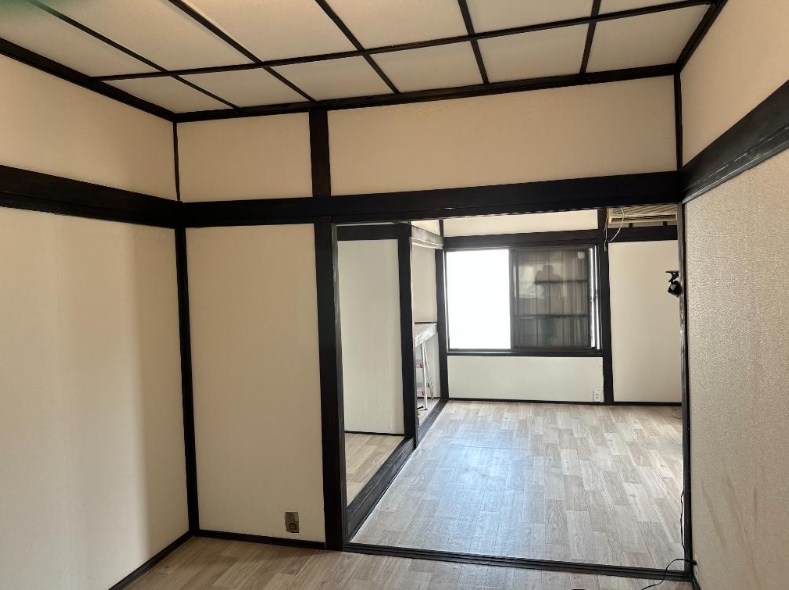 久世中久世町3丁目91-6店舗戸建 玄関