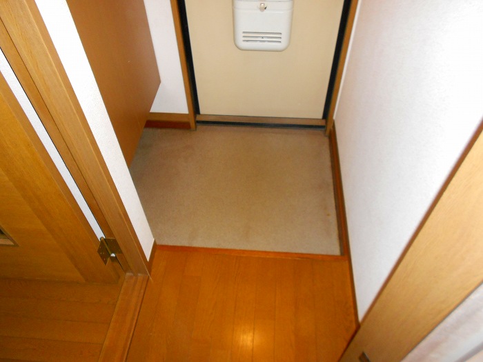 東京都国分寺市光町３丁目 玄関