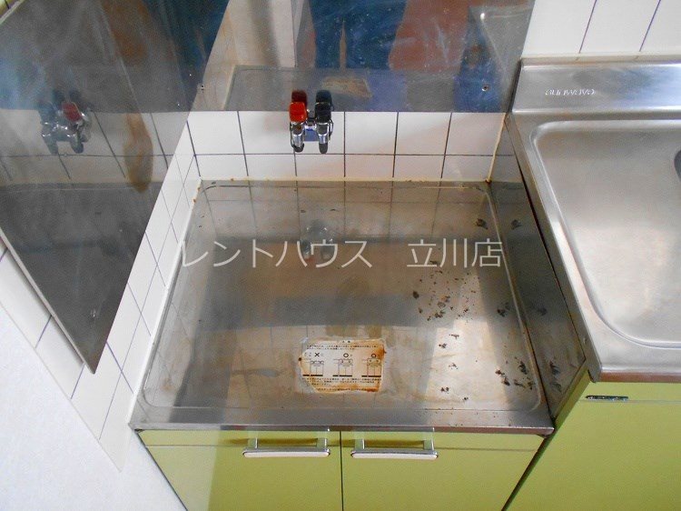 東京都日野市栄町２丁目 キッチン