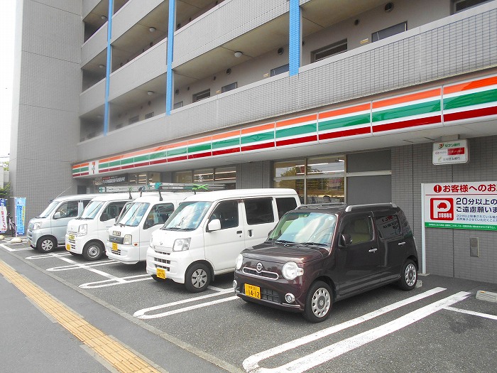 東京都立川市錦町１丁目 コンビニ