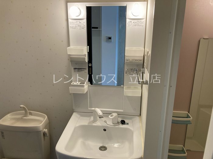 東京都日野市多摩平２丁目 洗面所