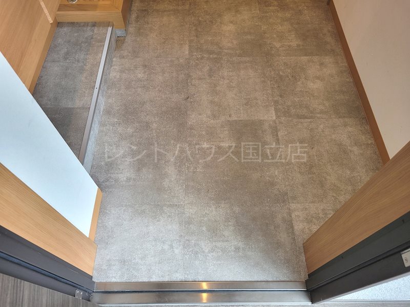 東京都府中市栄町２丁目 玄関