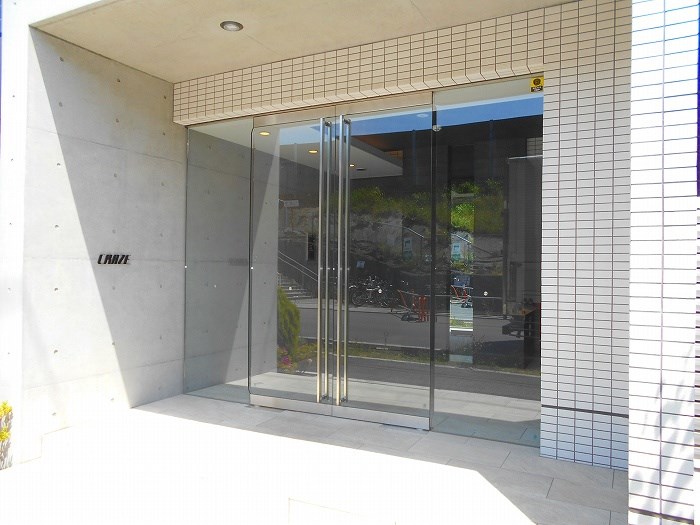 東京都日野市日野 玄関