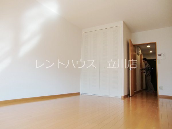 東京都日野市日野本町３丁目 収納