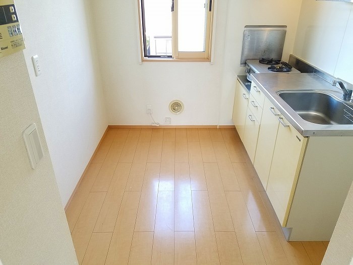 東京都日野市栄町２丁目 キッチン