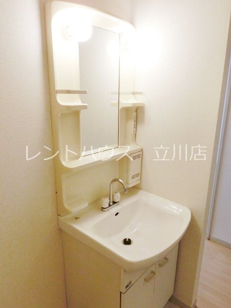 東京都立川市曙町３丁目 洗面所