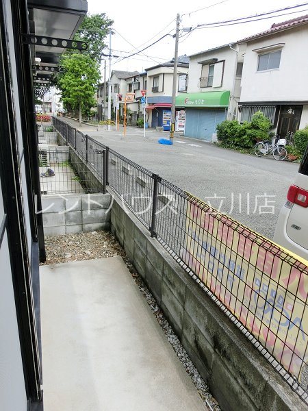 東京都立川市曙町３丁目 ベランダ