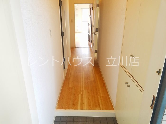 東京都立川市曙町１丁目 玄関