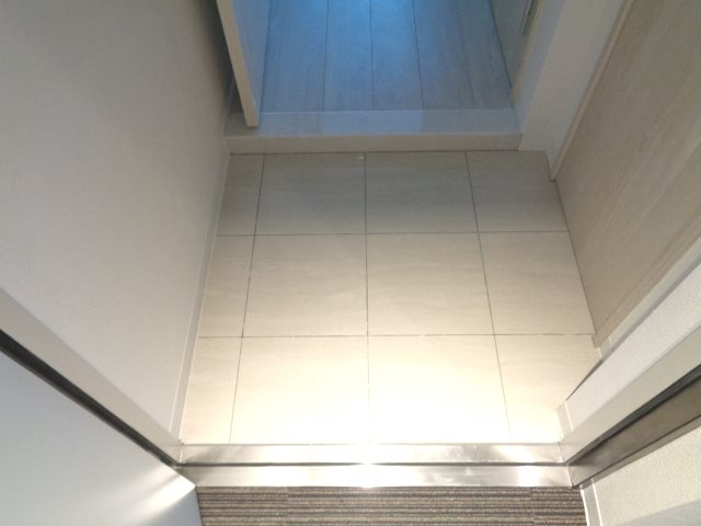 東京都国立市富士見台１丁目 玄関