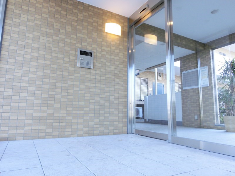 東京都立川市栄町３丁目 エントランス