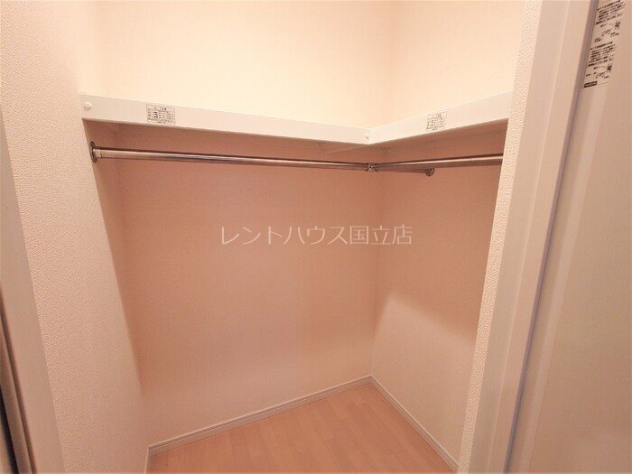 東京都立川市栄町３丁目 収納