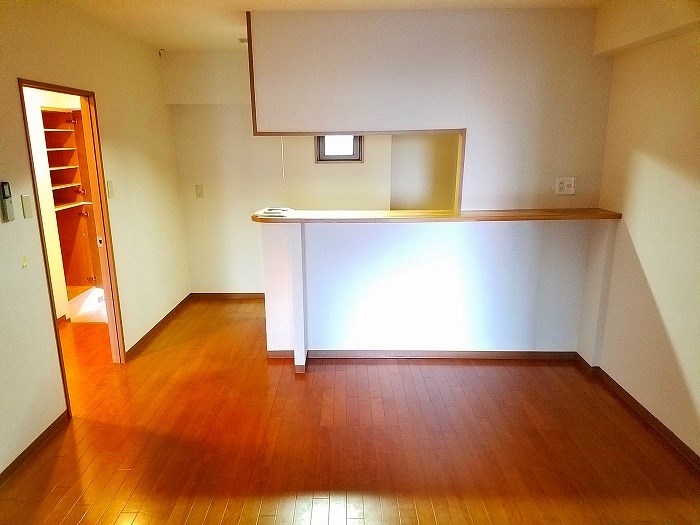 東京都立川市高松町３丁目 リビング