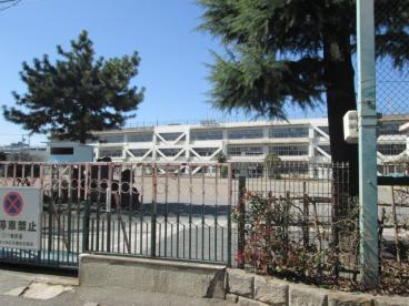 東京都立川市高松町３丁目 小学校