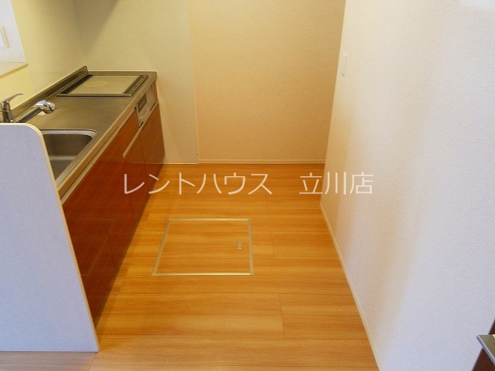 東京都日野市万願寺３丁目 キッチン
