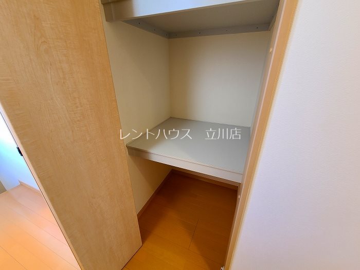 東京都立川市上砂町１丁目 収納