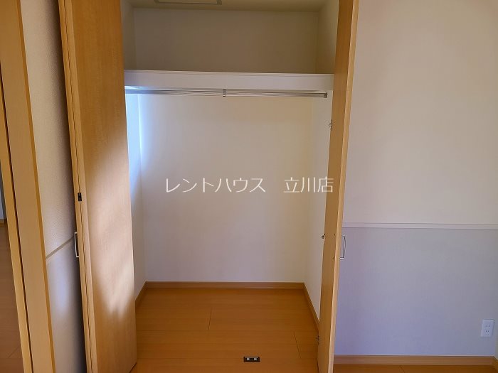 東京都立川市上砂町１丁目 収納