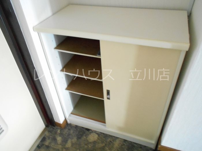 東京都昭島市東町４丁目 エントランス